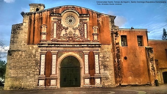 Primera Universidad en el entorno Latino