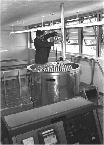 First nuclear reactor is built in the U.S.