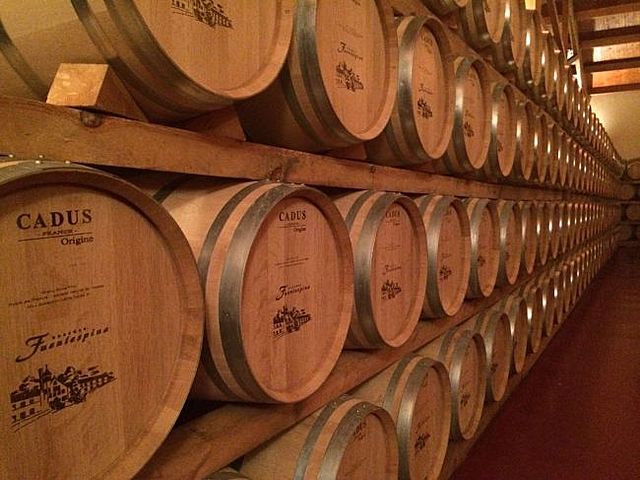 Vino y sus barricas