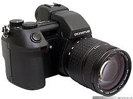 Olympus E-10. Primera con ‘liveview’.
