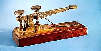 Invención del telégrafo por Samuel Morse.