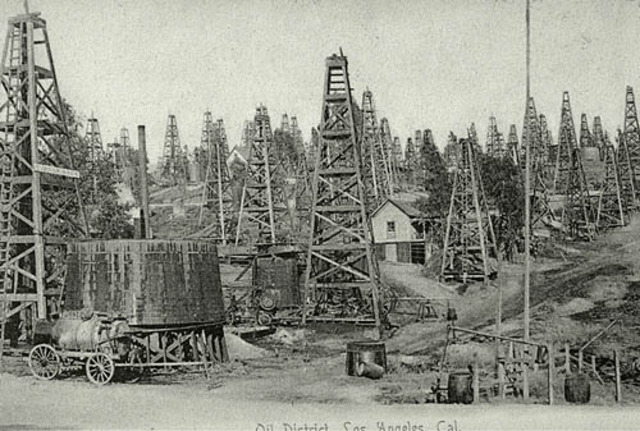 Oil discovered in Cali.