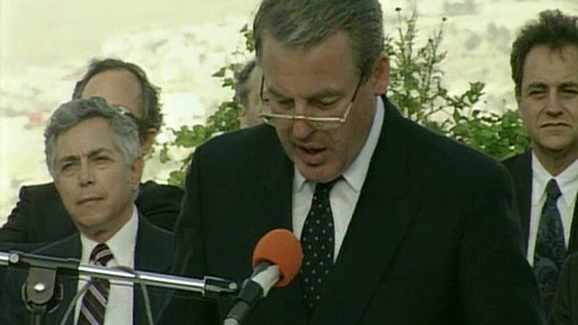 Vranitzky bittet NS-Opfer um Verzeihung