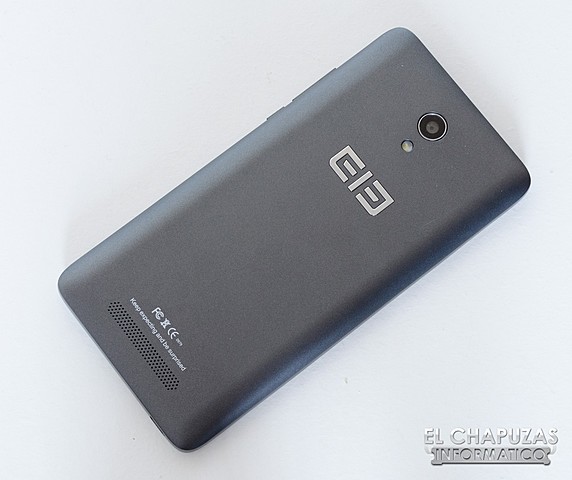 Primer móvil con datos