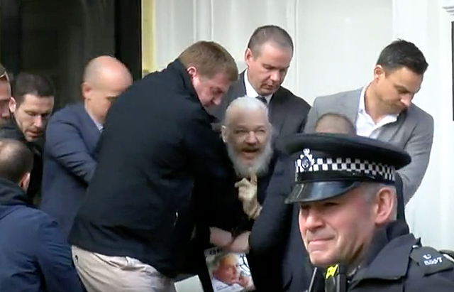Assange arrestado