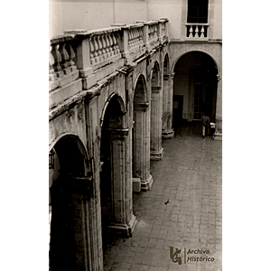 Ceden a la Universidad el antiguo patio jesuita