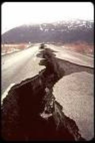 knossus destroyed by earthquake