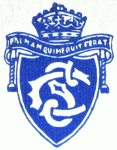 Primera universidad en ofrecer títulos a través de la educación a distancia