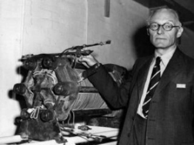 First Successful Fuel Cell