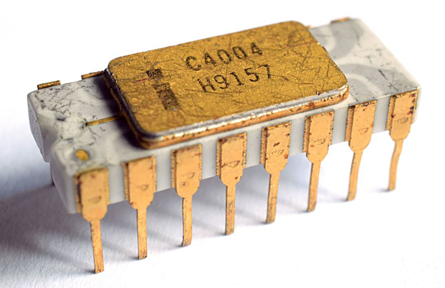 Premier microprocesseur