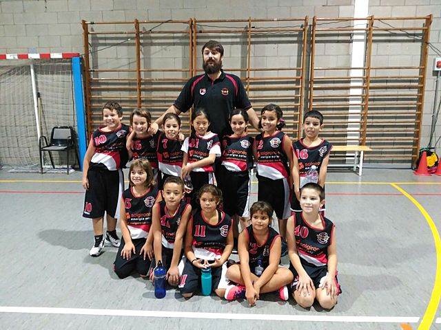 Començo a jugar a bàsquet