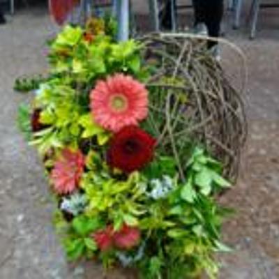 Timeline: Historia del Arte Floral en Occidente