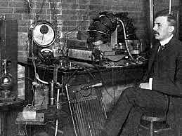 "Modelo atómico de Rutherford"