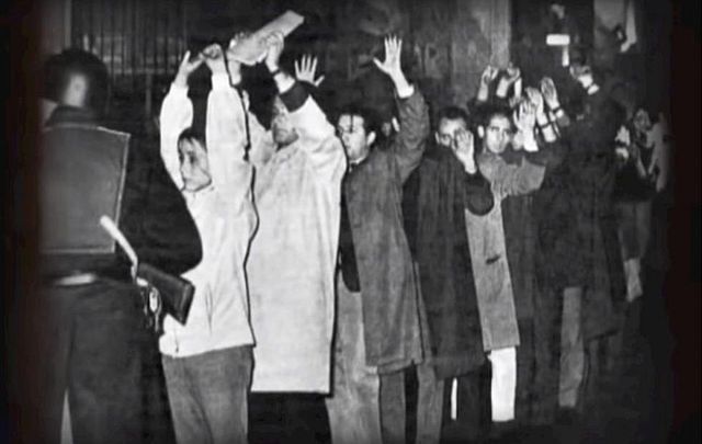 la noche de los bastones largos