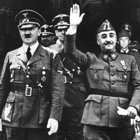 Psicólogos emigran a EU debido a gobiernos facistas.