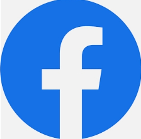 LANZAMIENTO DE FACEBOOK