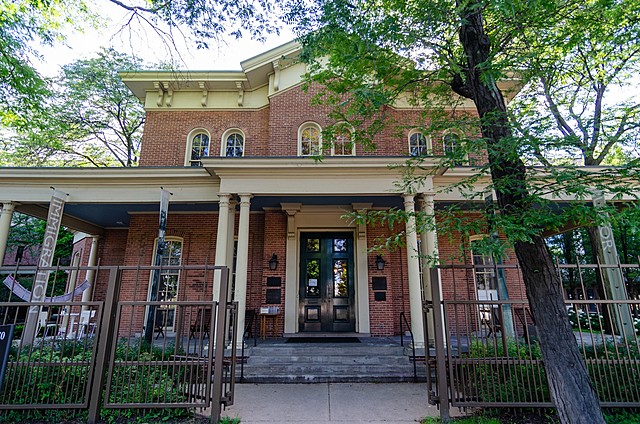 Hull House