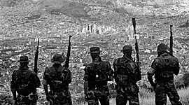 Timeline: Proceso de urbanización del conflicto armado: el caso de la Comuna 13 en Medellín (1984-2015)