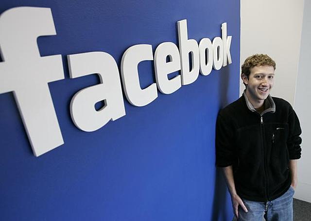 Facebook es fundado