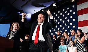 Elegido gobernador declarado gay