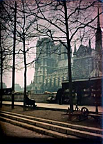 la primera foto en colo