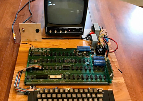 La primera computadora Apple