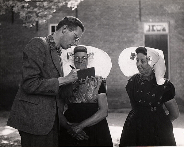 Oprichting Informatiecentrum Volkscultuur