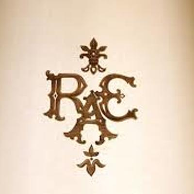 Timeline: Evolución del idioma desde la RAE