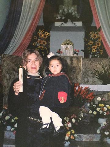 Cuidados de abuela materna