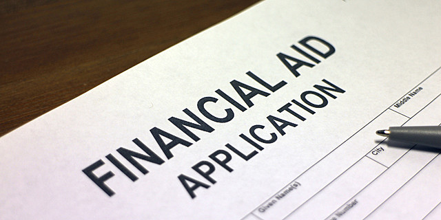 Clinton Expands Federal Aid