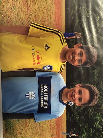 Jugué fútbol contra el equipo de mi vecino (neighbor)