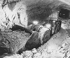 Inician normas preventivas para los trabajadores de minas de plomo.