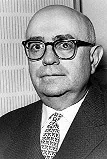 Theodor Adorno estudió los parámetros psicológicos de la personalidad autoritaria