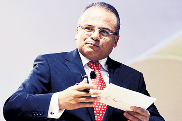 Alejandro Botero denuncia que el Contralor está involucrado en el cartel de contratos