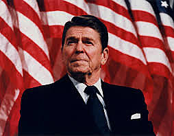 Ronald Reagan llega a la presidencia  de los EE.UU.