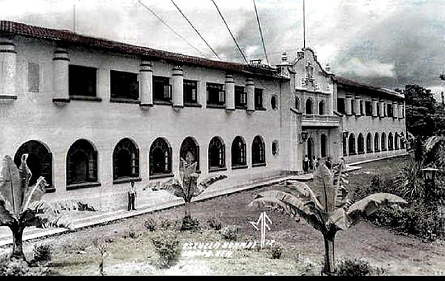 Nace Salvador Manuel Lima