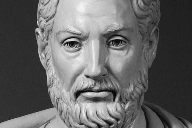 Drácon faz o primeiro código de leis escritas