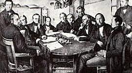 Timeline: Contexto histórico de la Administración Pública y gestión de recursos