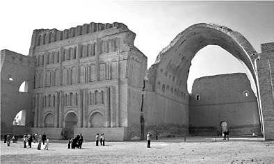 Escuela Yundisapur se pone de moda