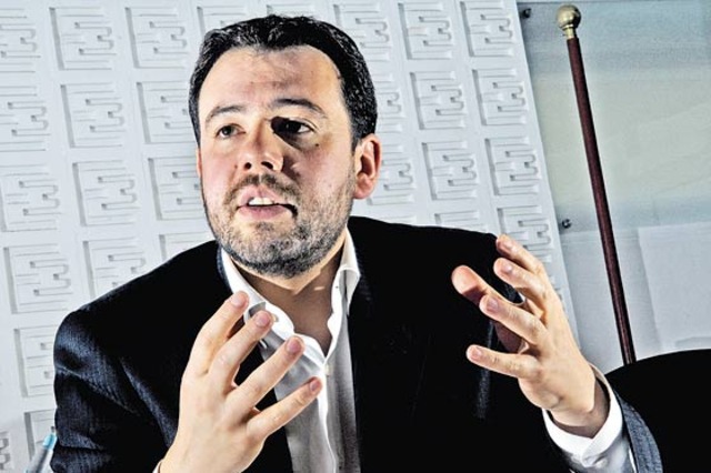 Nuevas denuncias que enredan al Contralor fueron entregadas a la Procuraduría