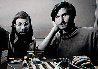 1976: Fundación de Apple.