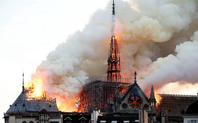 catedral de notre dame as crema