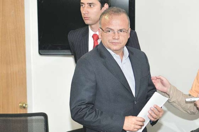 Contralor distrital rindió versión libre por cartel de contratos