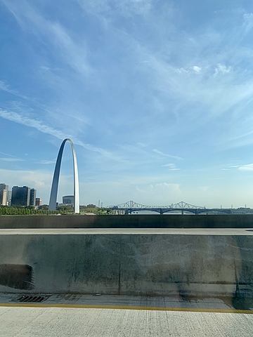 Este año mi familia se mudo a Wesley Chapel. Tuvimos que ir aquí en coche porque estuvo durante de el virus de COVID.