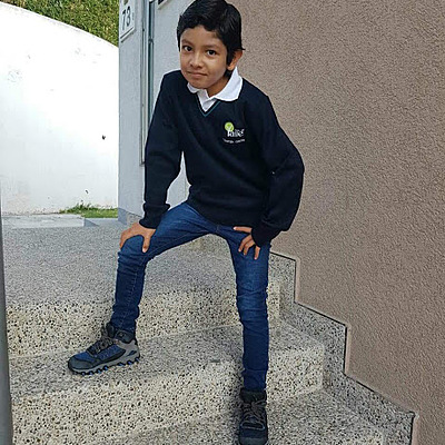 Timeline: AUTOBIOGRAFÍA - THOMÁS SANTIAGO GARZÓN LUCERO