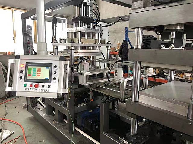 DPM 236 TERMOFORMADORA BANDEJAS DE PET Y MOLDES