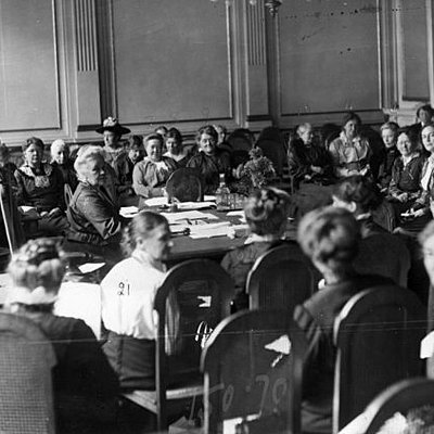 Timeline: Demokratiseringen