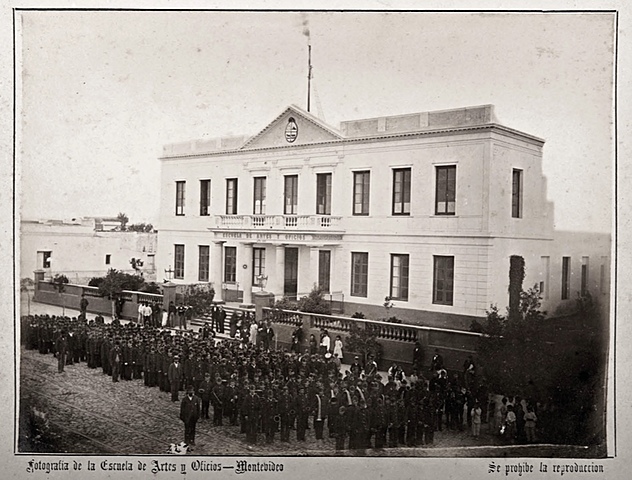 Se creó la Escuela de Artes y Oficio