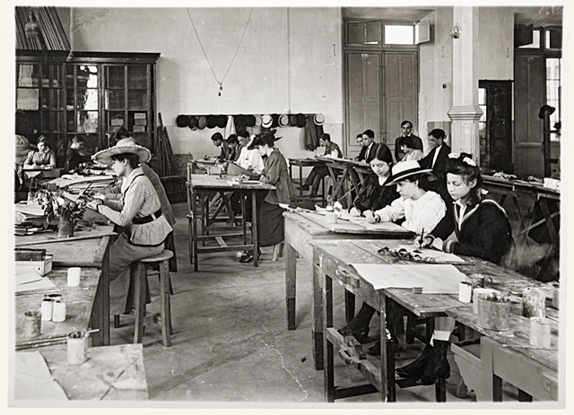 Inicio de cursos a MUJERES