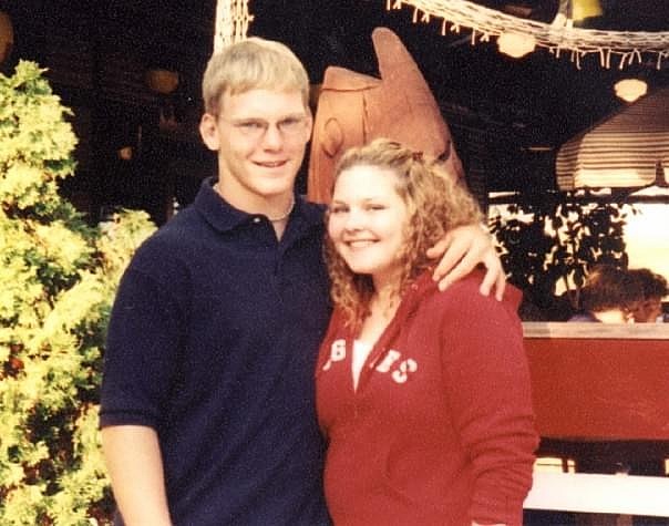 Heather & Tyler Move to Iowa to Attend Iowa State University (-6)